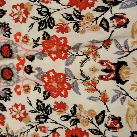 Loft Women's Short Sleeve Blouse Size Large - Picture 4 of 9